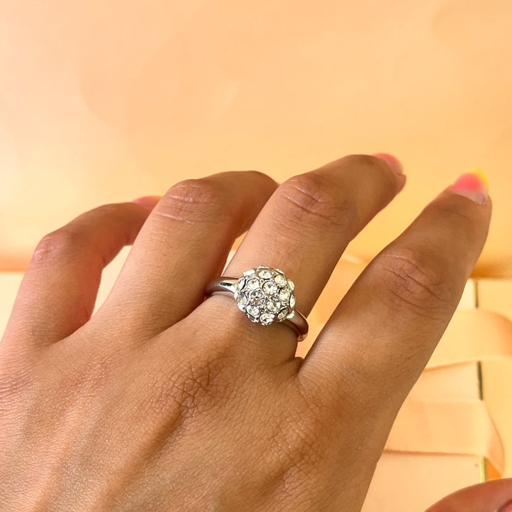 Rhinestone white gold plated ball ring