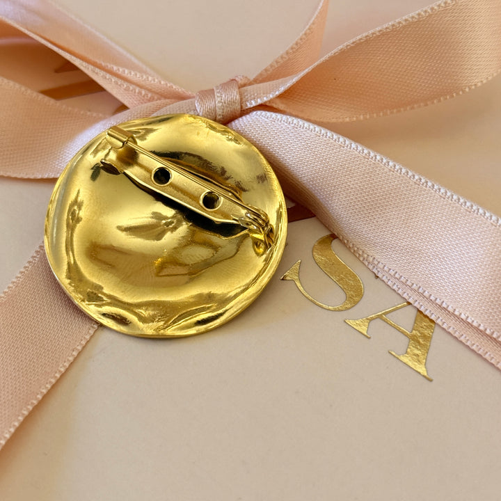 Plain gold plated brooch