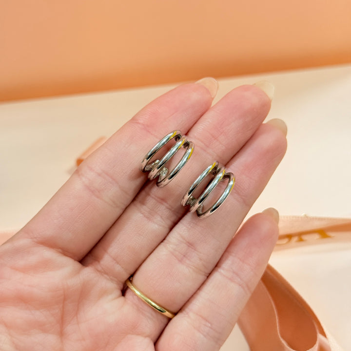 Small sterling silver hoops