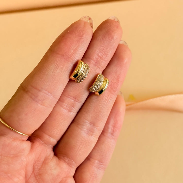 Dainty zircone gold plated studs