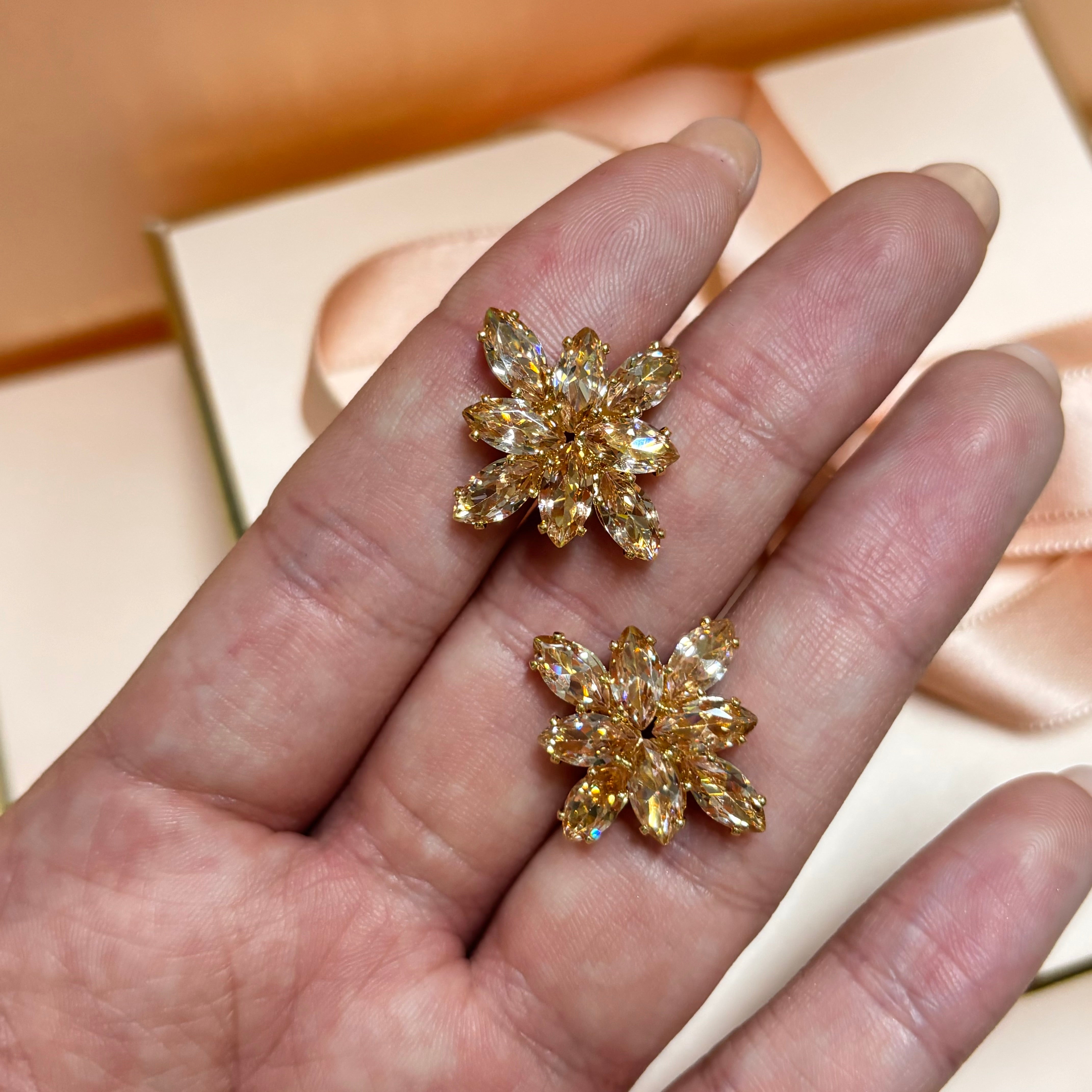 Marquise studs