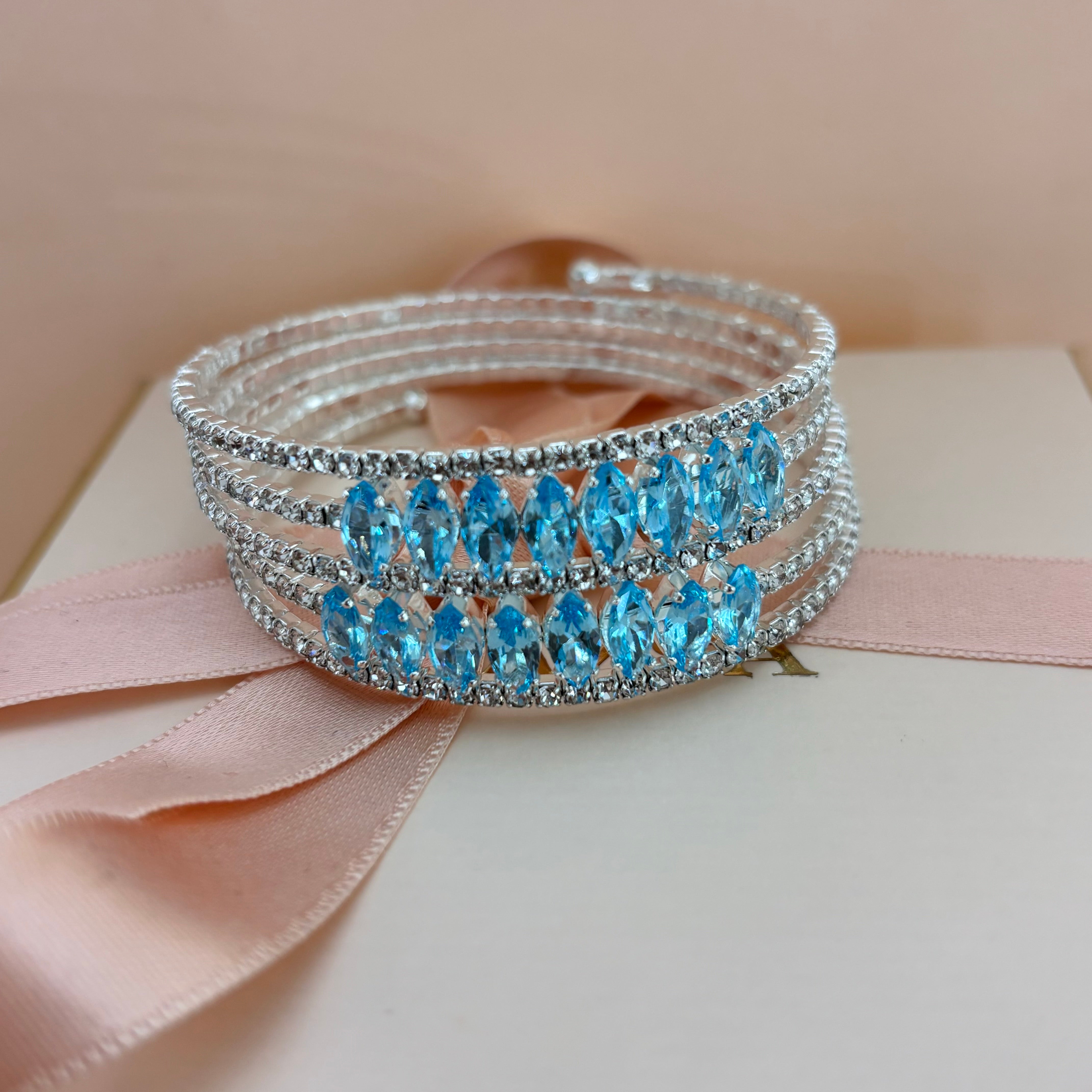 Marquise bangle