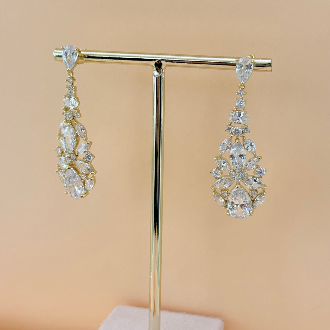 Chunky teardrop zircone gold plated earrings