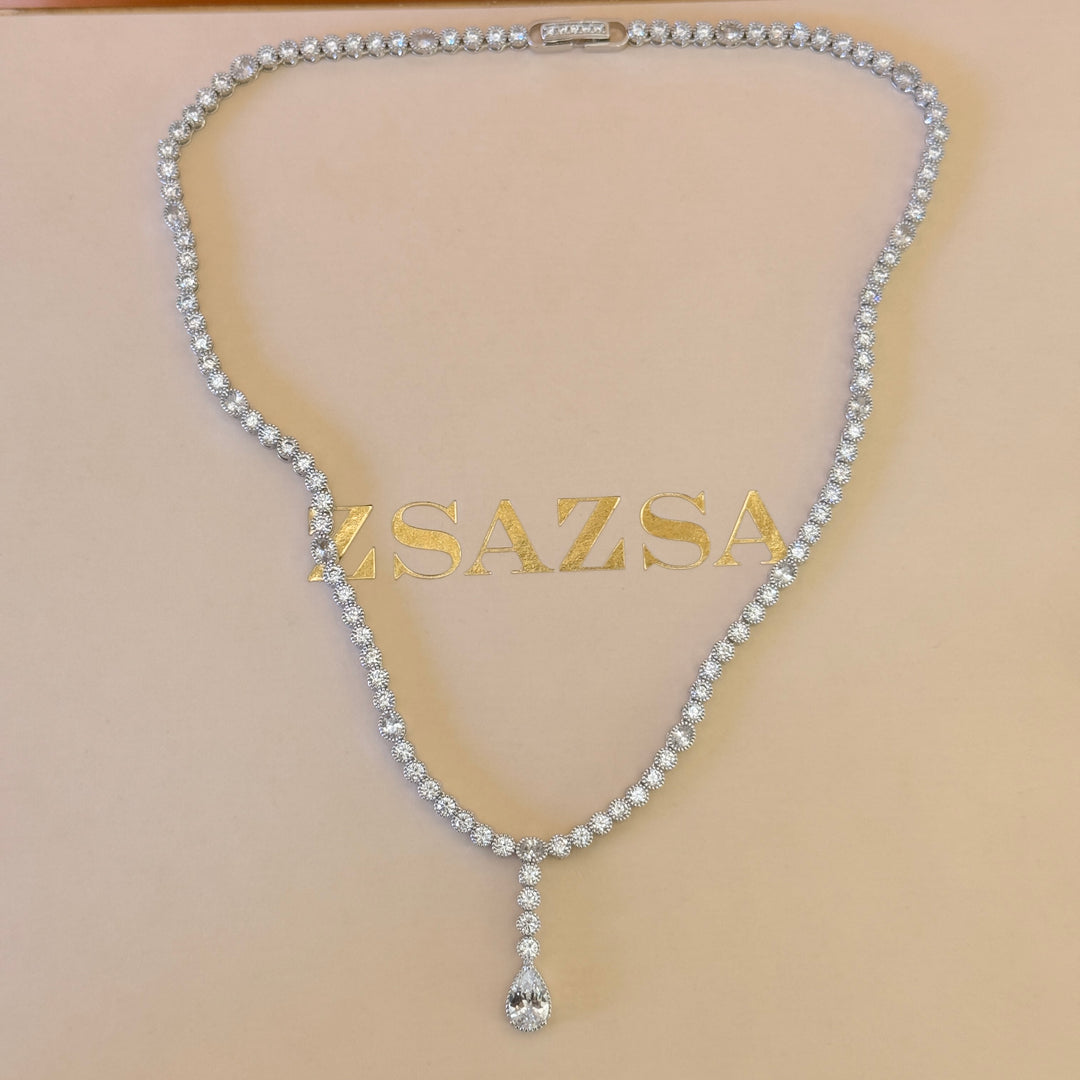 Dainty teardrop zircone silver set