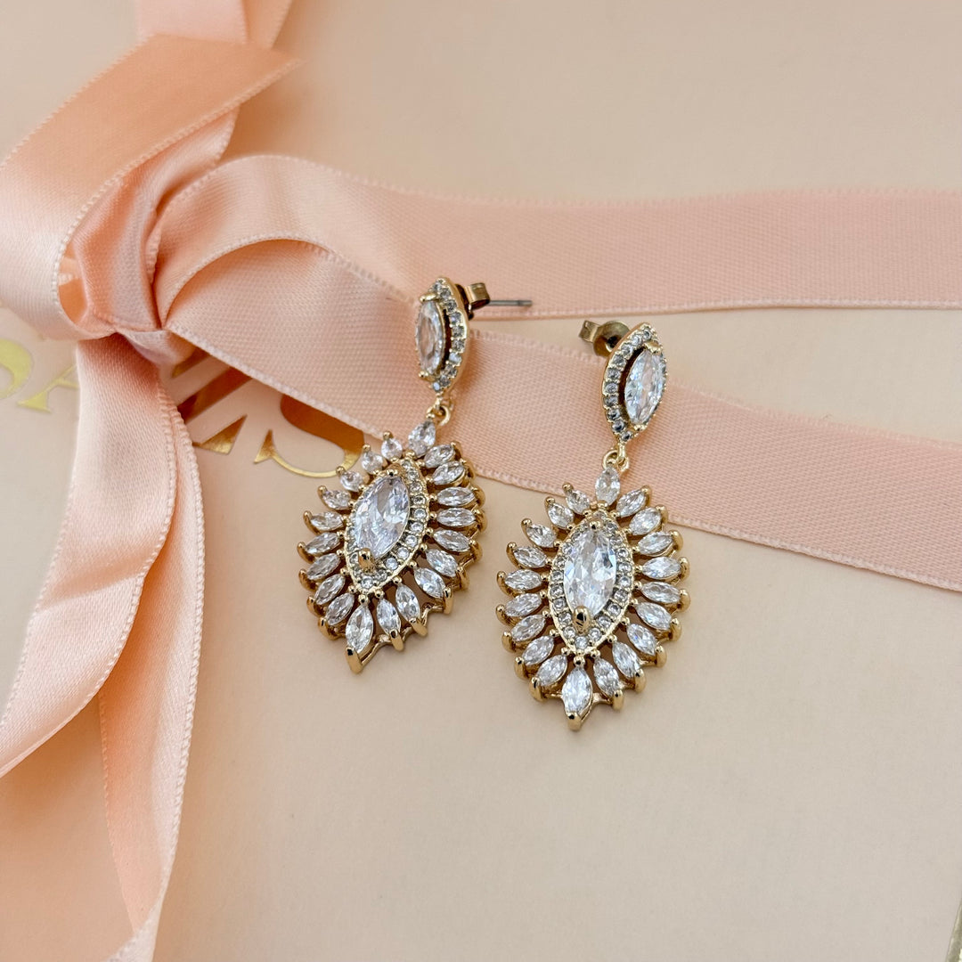 Classic marquise zircone gold plated earrings