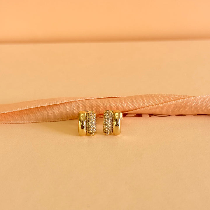 Dainty zircone gold plated studs
