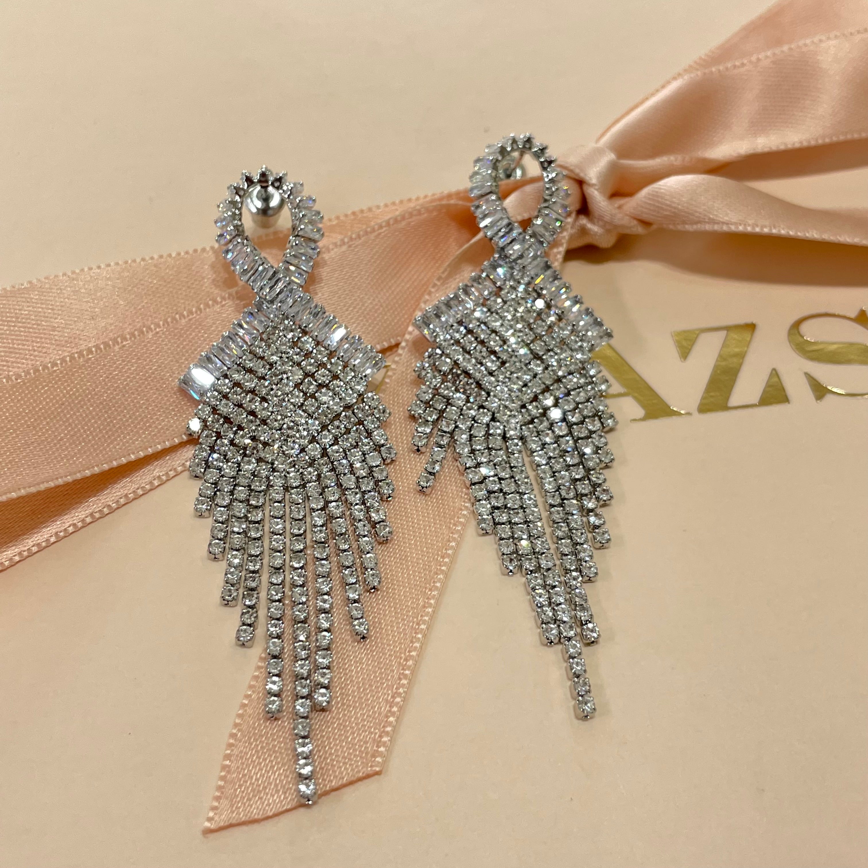 Elegant earrings