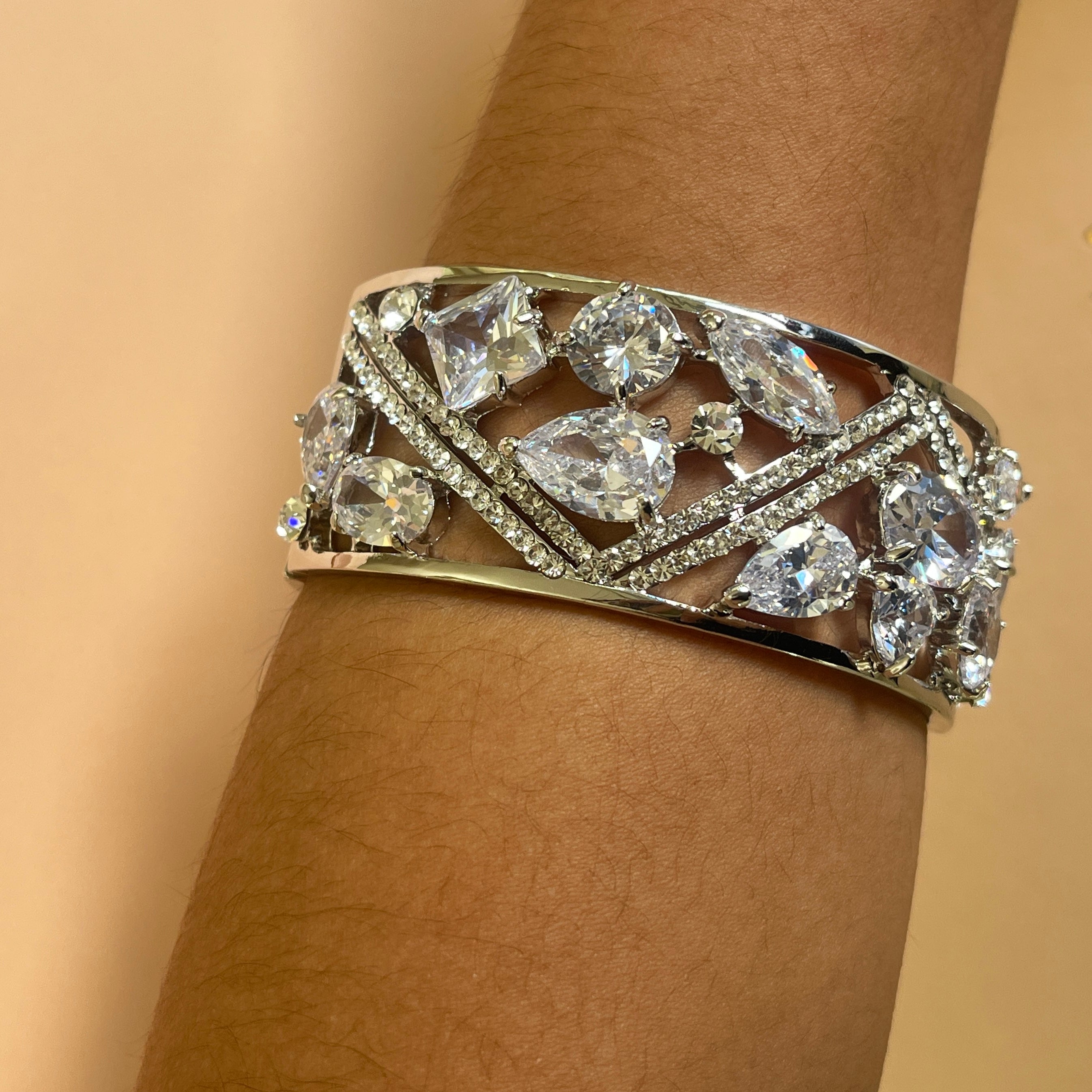 Multistone zircone bangle