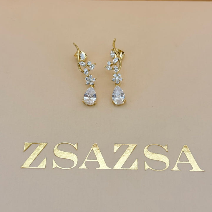 Teardrop and flower zircone gold plated set