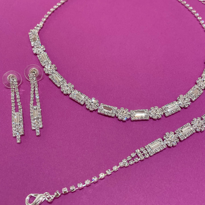 Elegant set