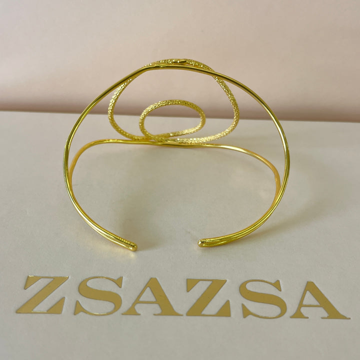 Round gold handmade earrings & bangle