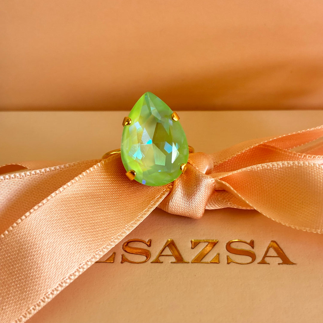 Teardrop mint Preciosa crystals gold plated ring