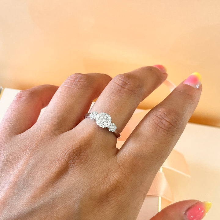 Zircone round white gold plated band ring