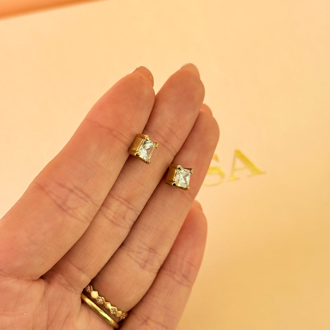 Dainty zircone gold plated pendant set