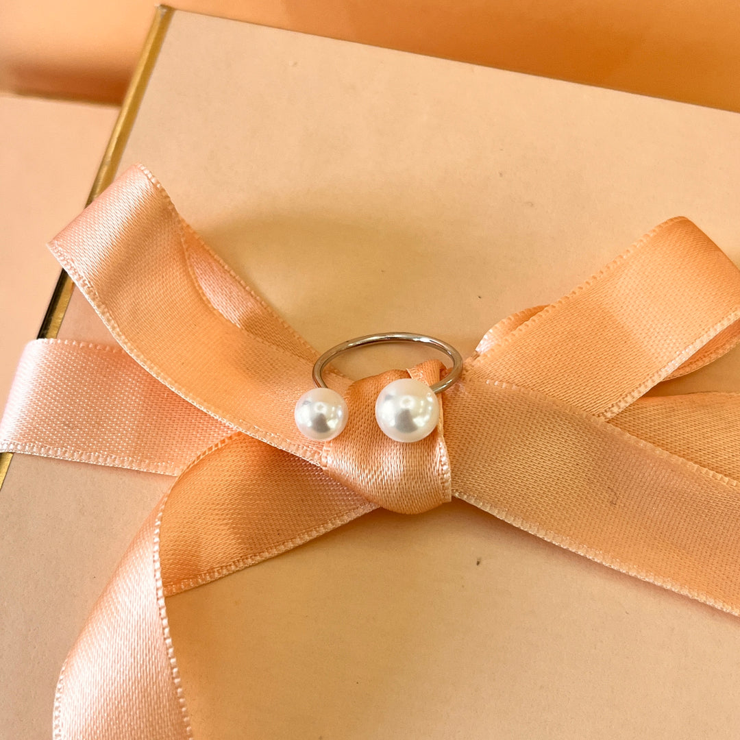 Two white pearls white gold plated open ring