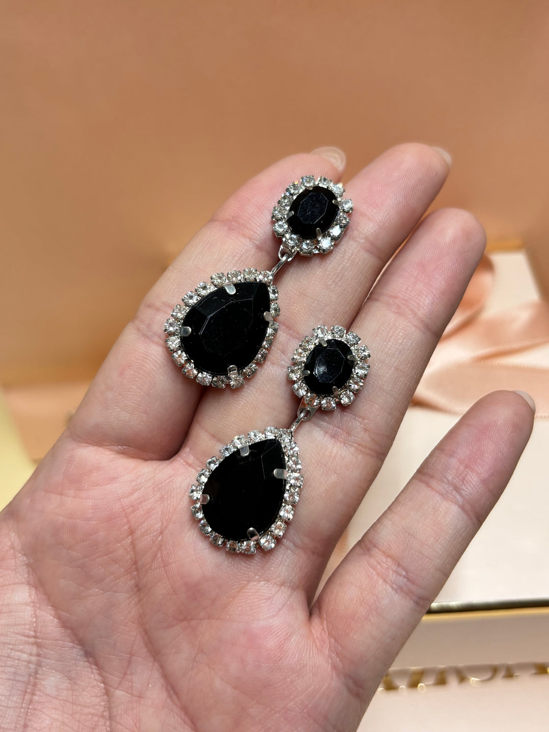 Elegant black silver teardrop earrings