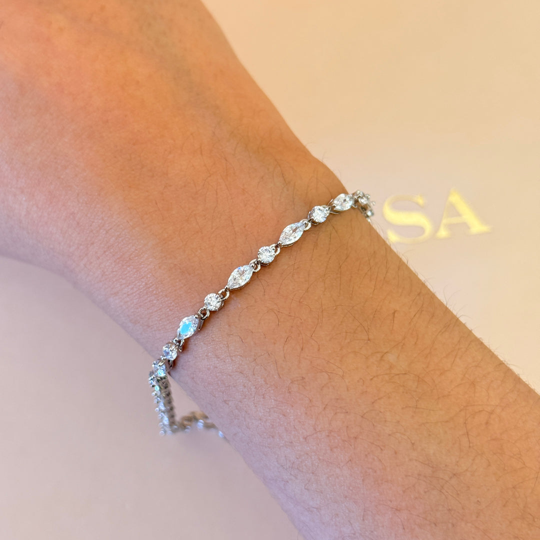 Marquise and teardrop dainty zircone silver set