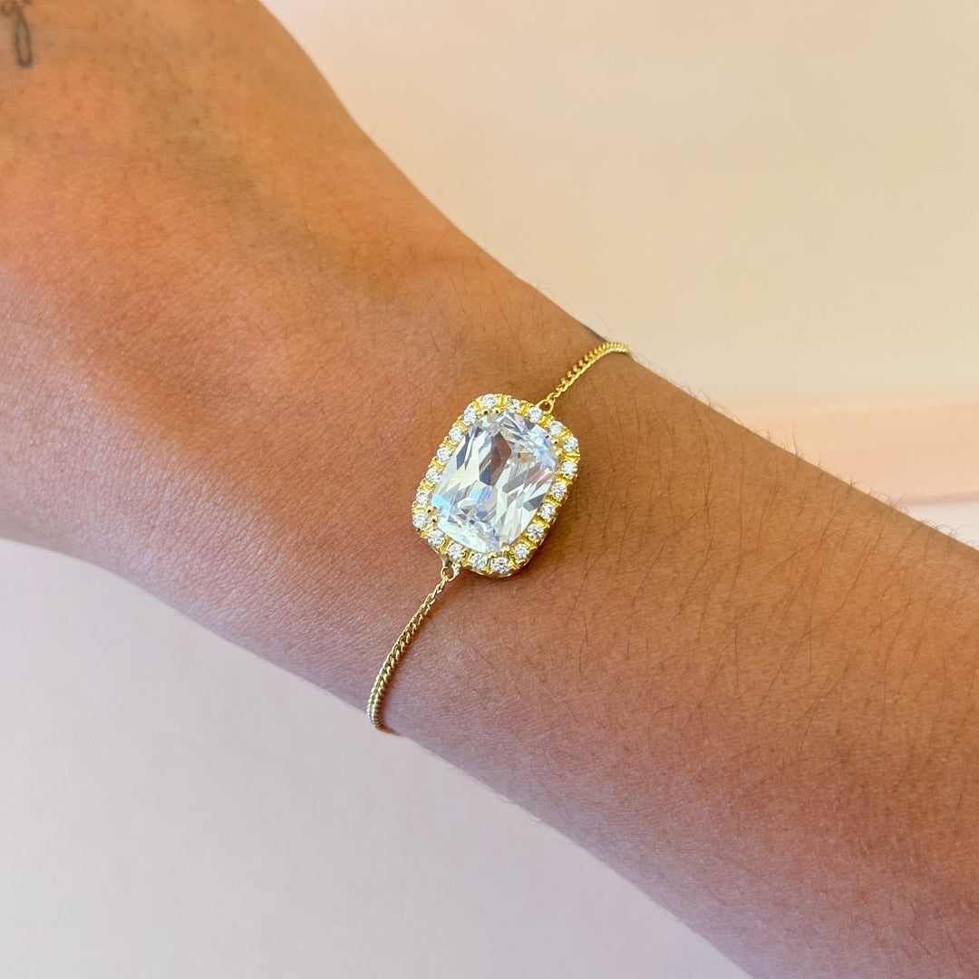 Zircone rectangular in the middle gold plated bracelet