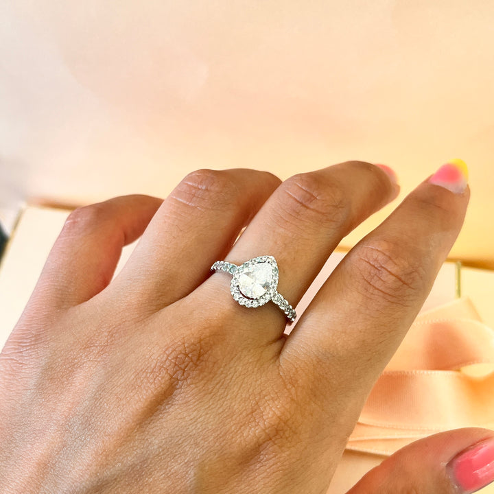 Zircone teardrop white gold plated ring
