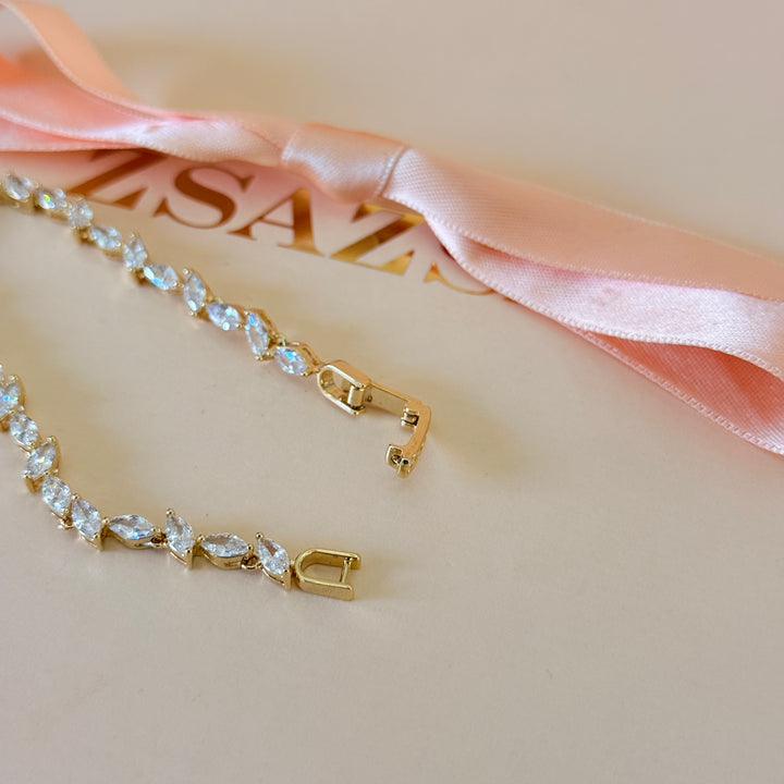 Zircone dainty marquise gold plated bracelet
