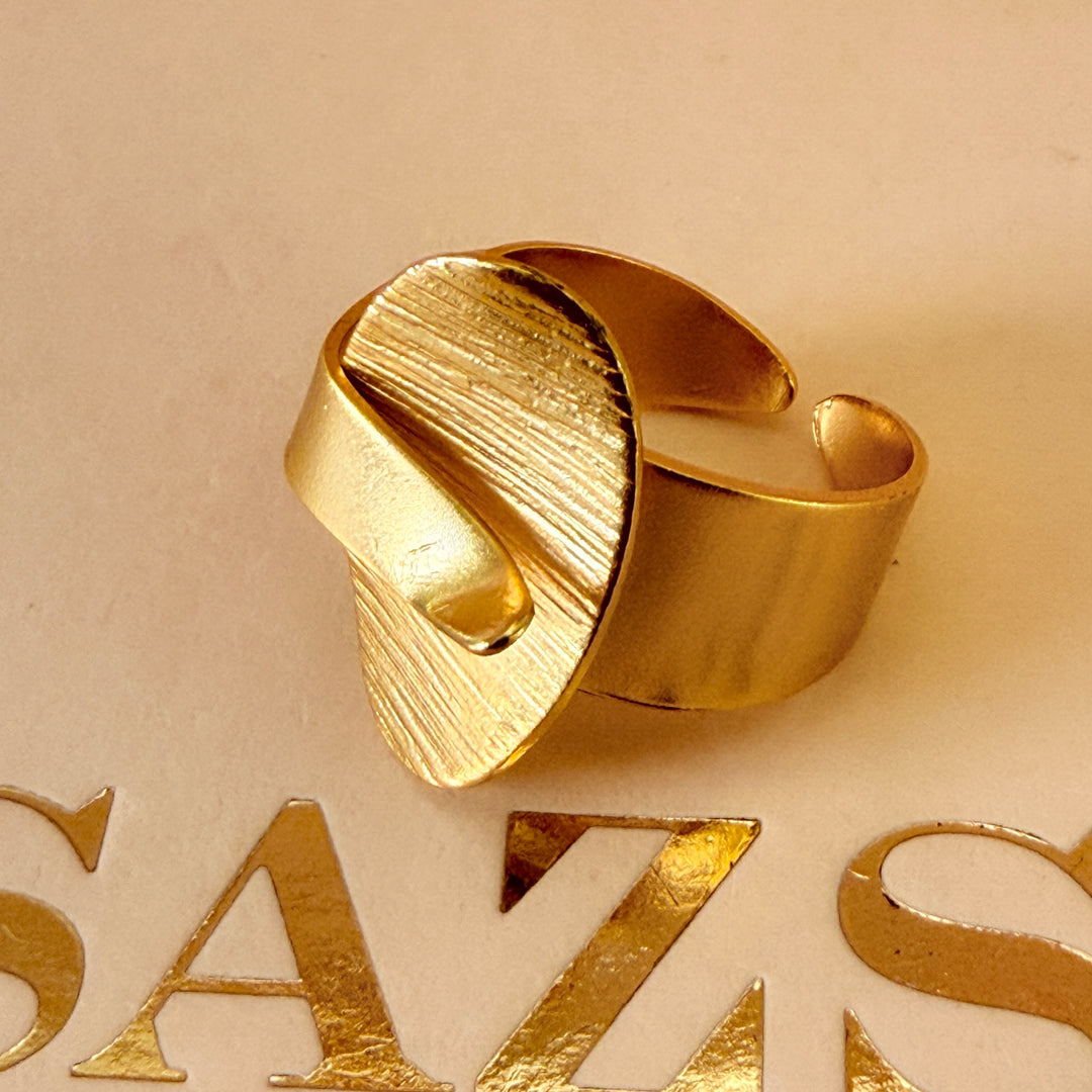 Handmade Oval Layered Ring | Gold Plated | ZsaZsa