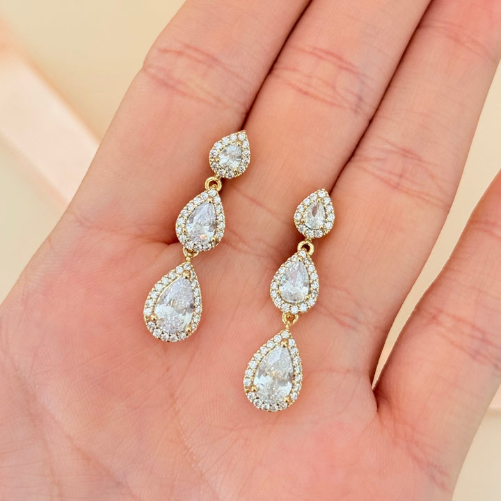 Teardrops zircone gold plated earrings