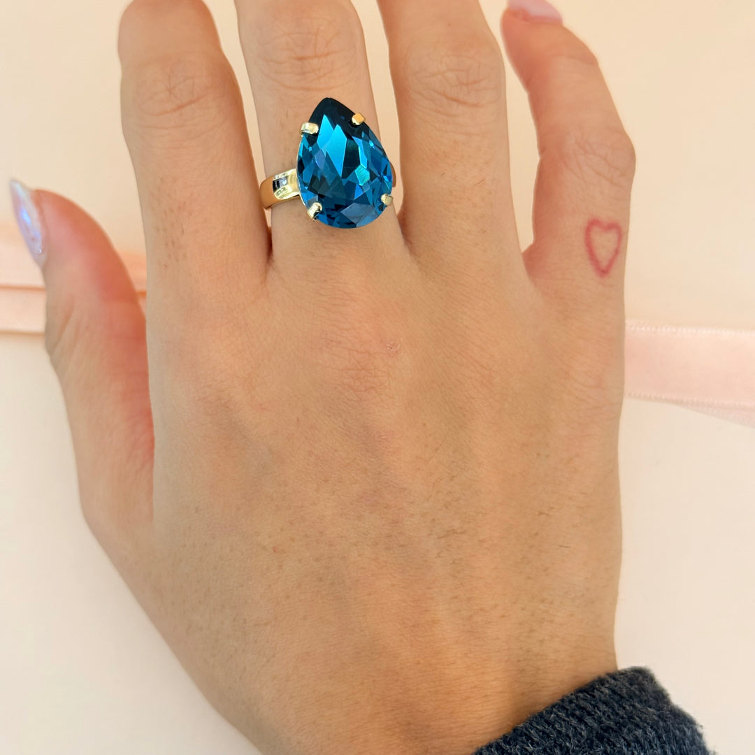 Teardrop verdemar Swarovski crystal earrings and ring