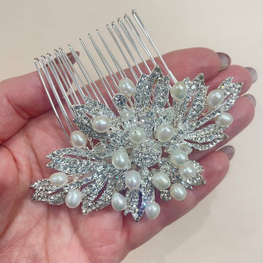 Stunning silver with pearls comb