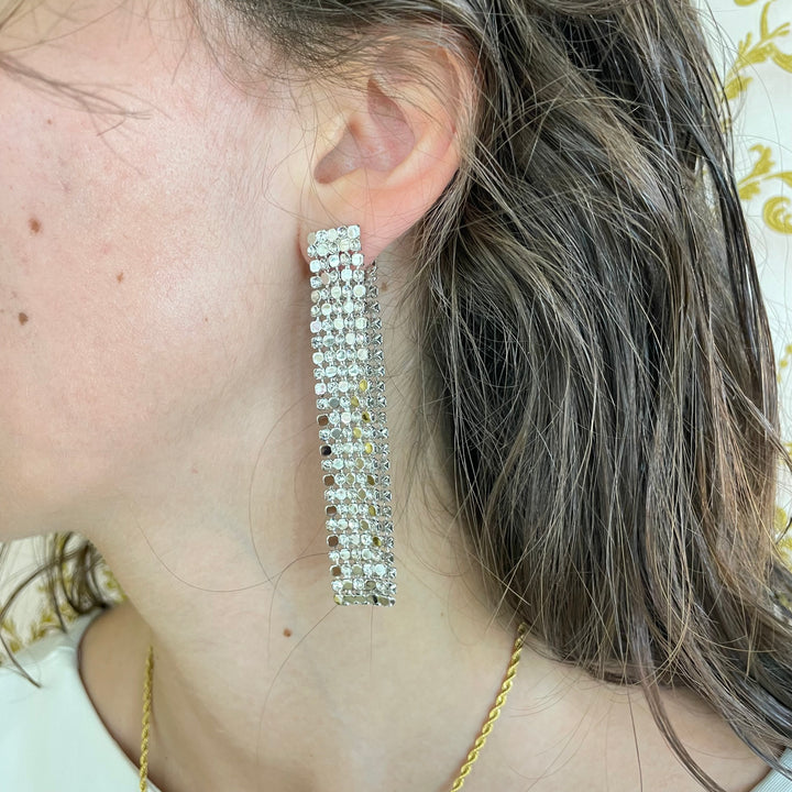 Elegant earrings