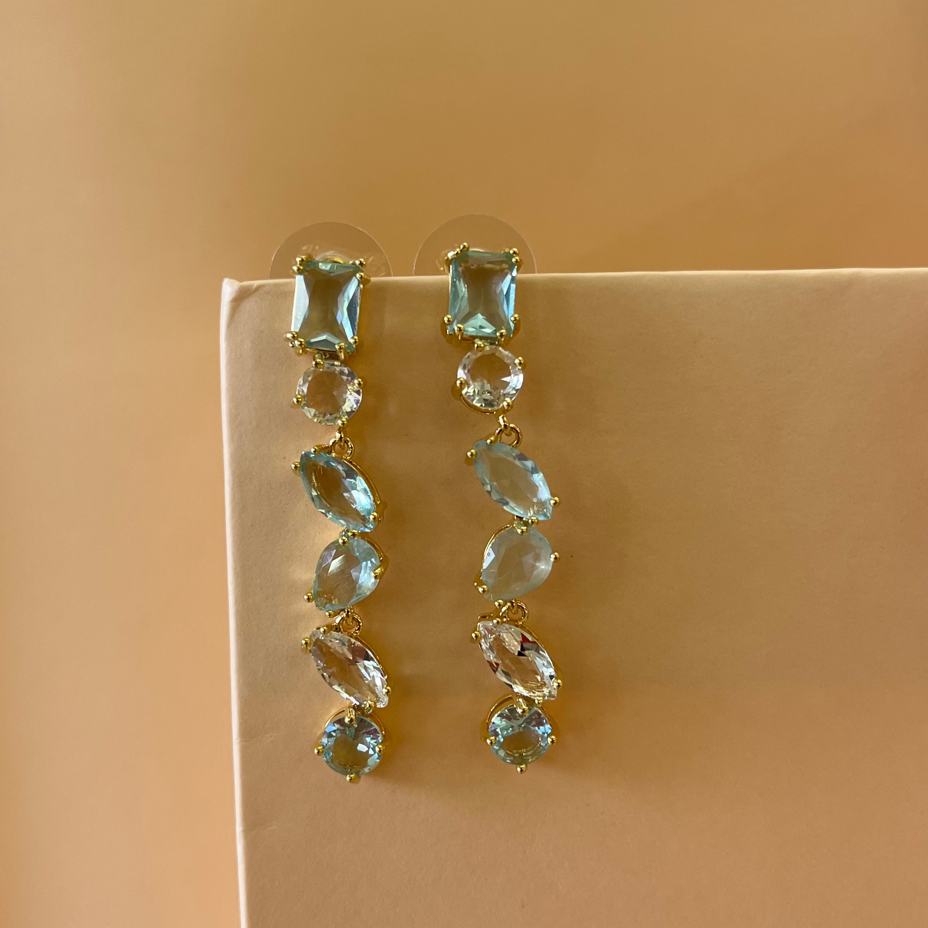 Light blue zircone set