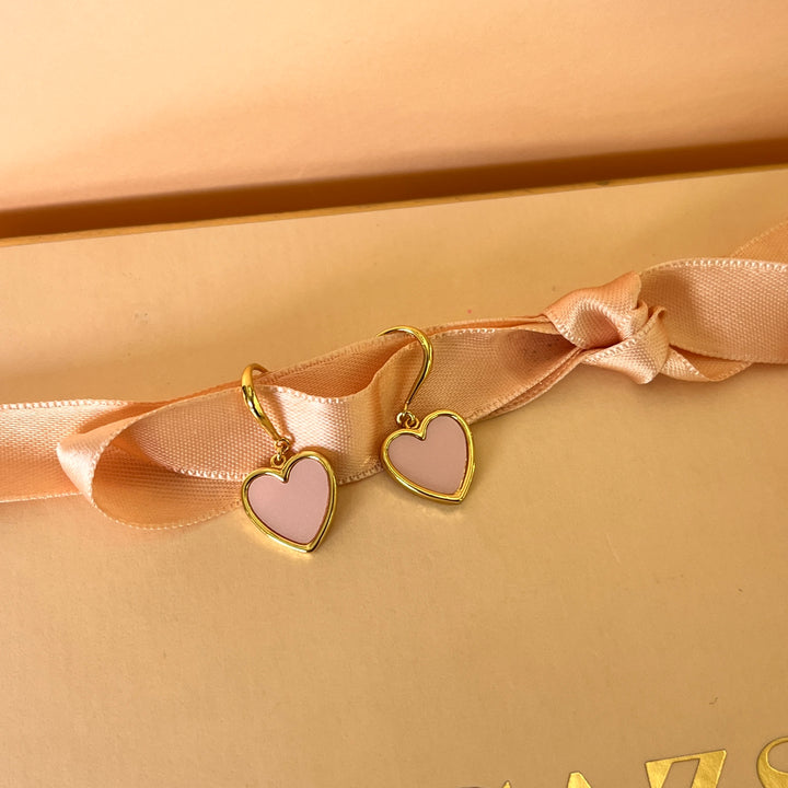 Light pink heart gold plated hooks