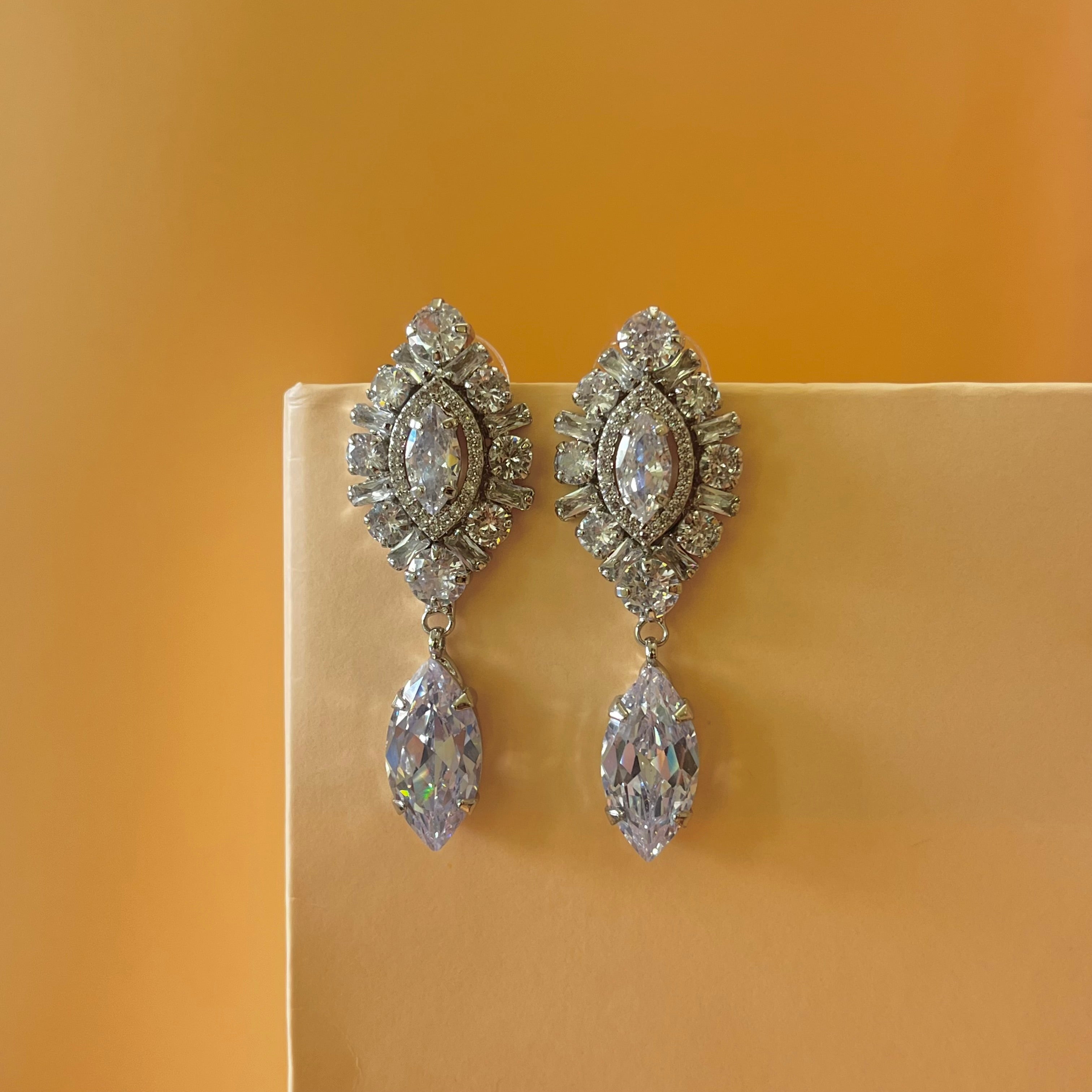 Silver zircone marquise earrings