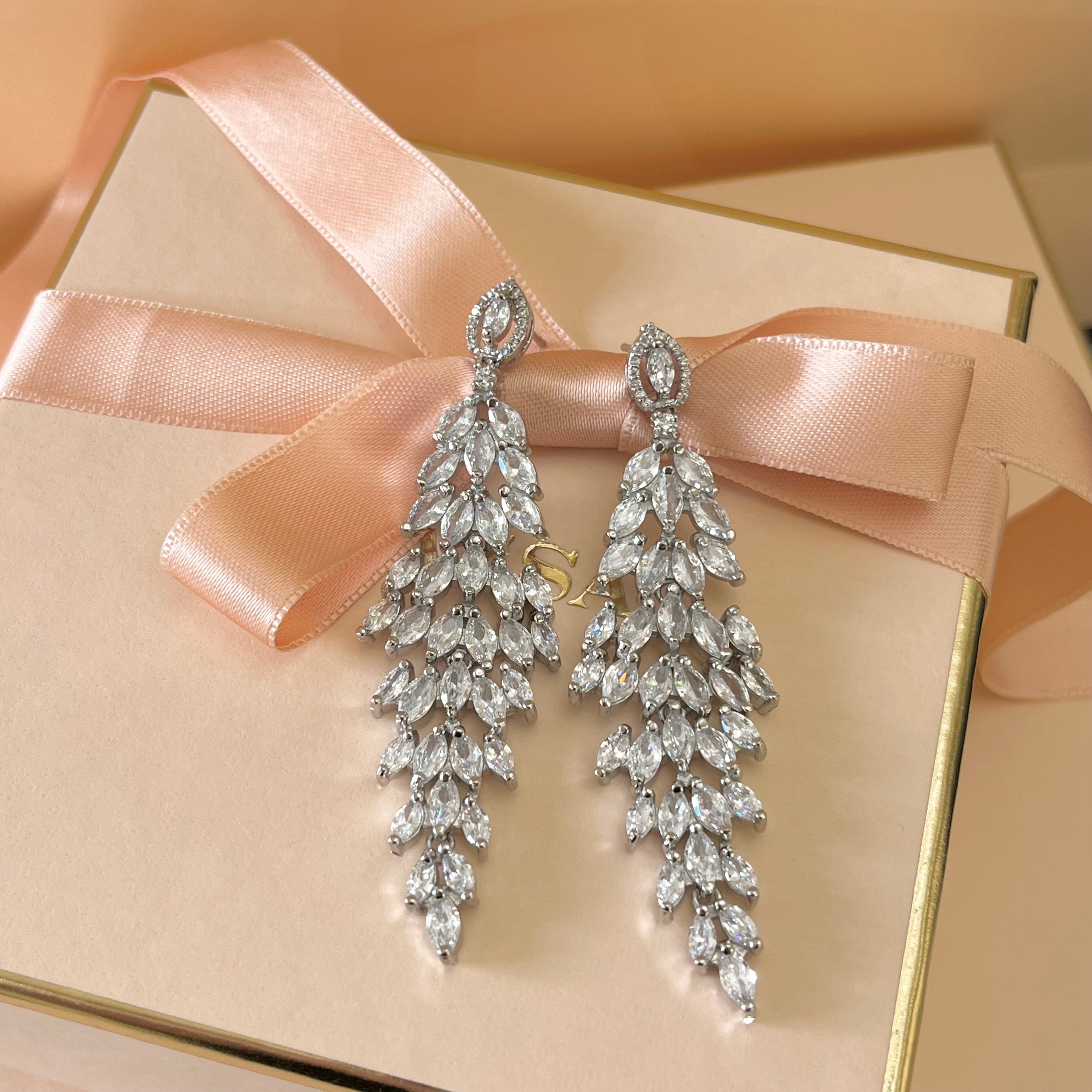 Silver zircone marquise earrings