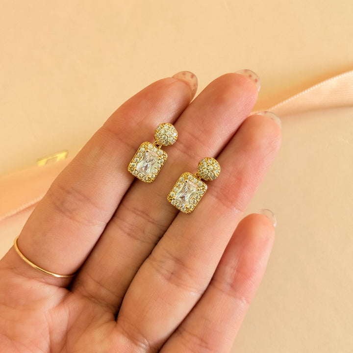 Round and rectangular zircone gold plated earrings