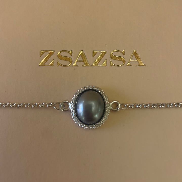 Grey pearls bracelet