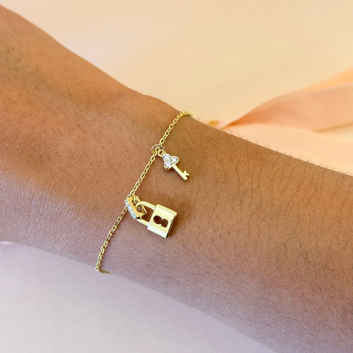 Silver925 Zircone gold plated Padlock and key bracelet
