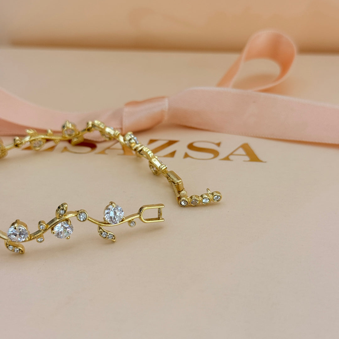 Zircone leaf style gold plated bracelet