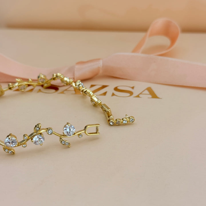 Zircone leaf style gold plated bracelet