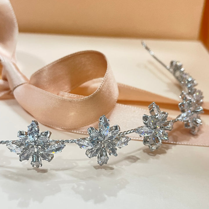 Sliver leaf cubic zircone flexible headpiece