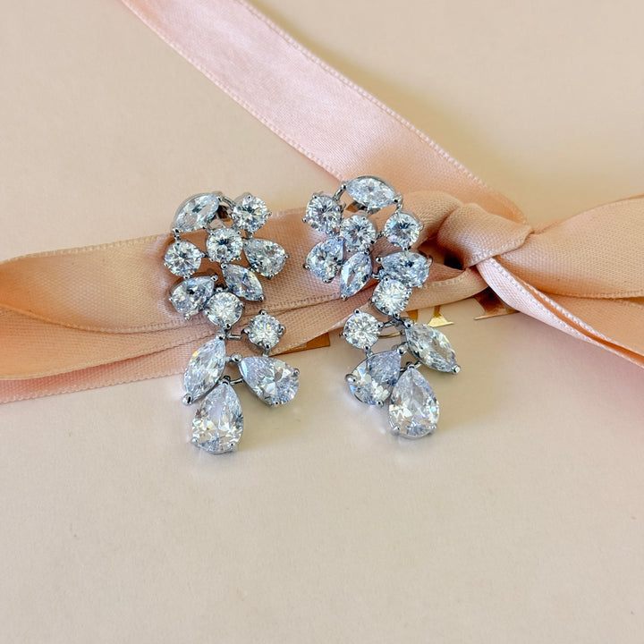 Mixed shapes zircone silver earrings