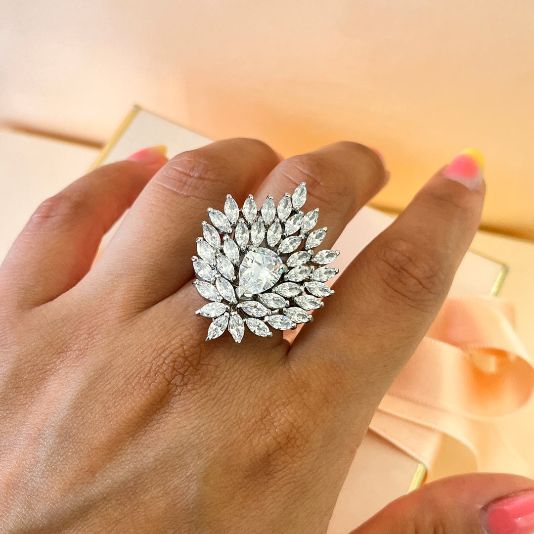 Zircone marquise white gold plated statement ring