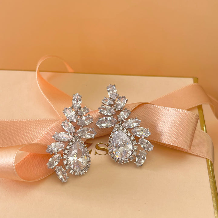 Silver zircone teardrop earrings