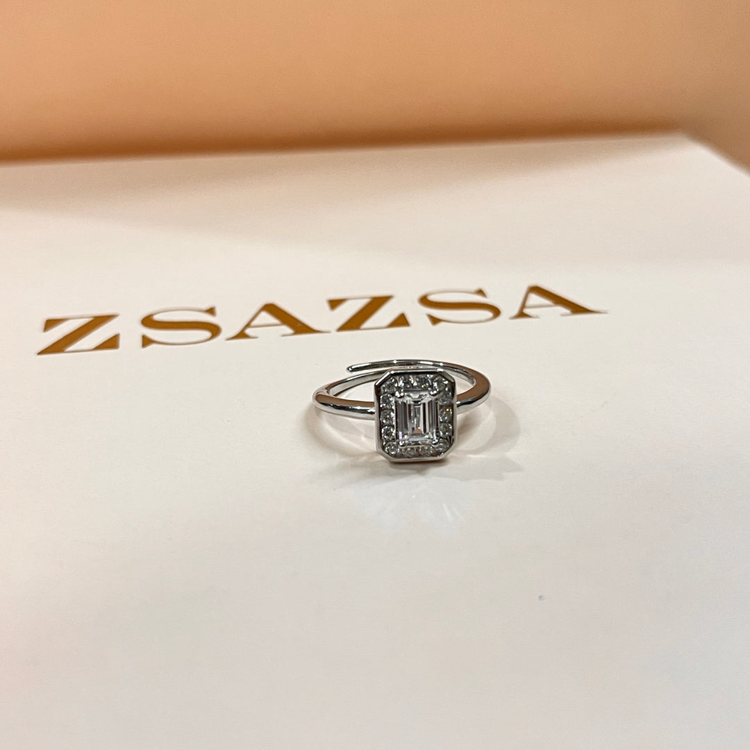 Zircone rectangular sterling silver ring
