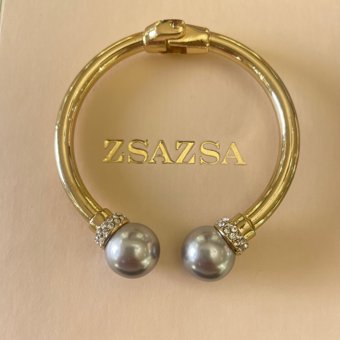 Grey pearls bangle