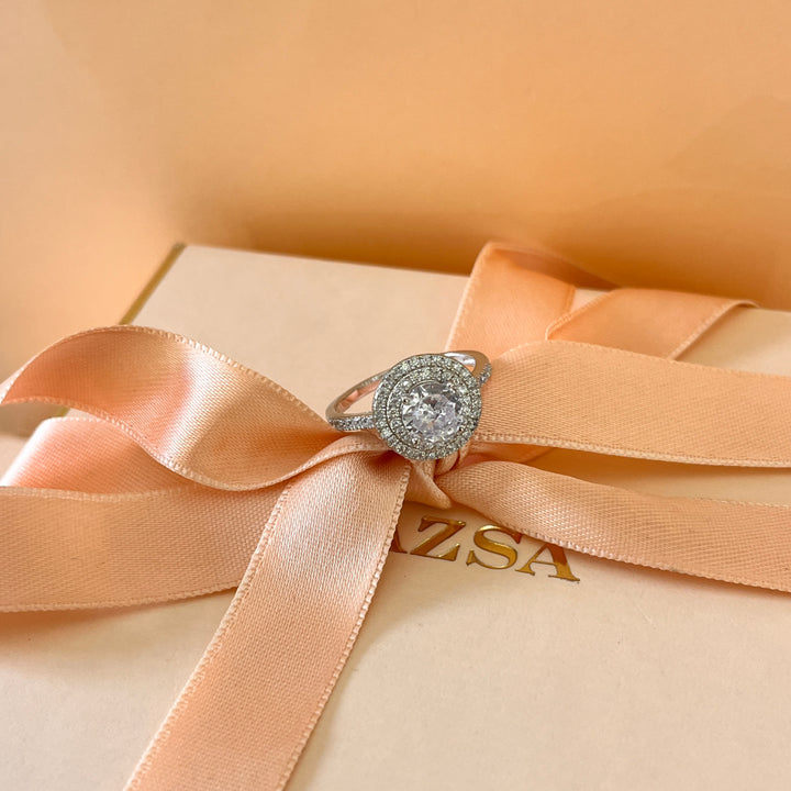 Zircone round sterling silver ring