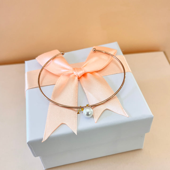 Pearl rose gold plated bangle