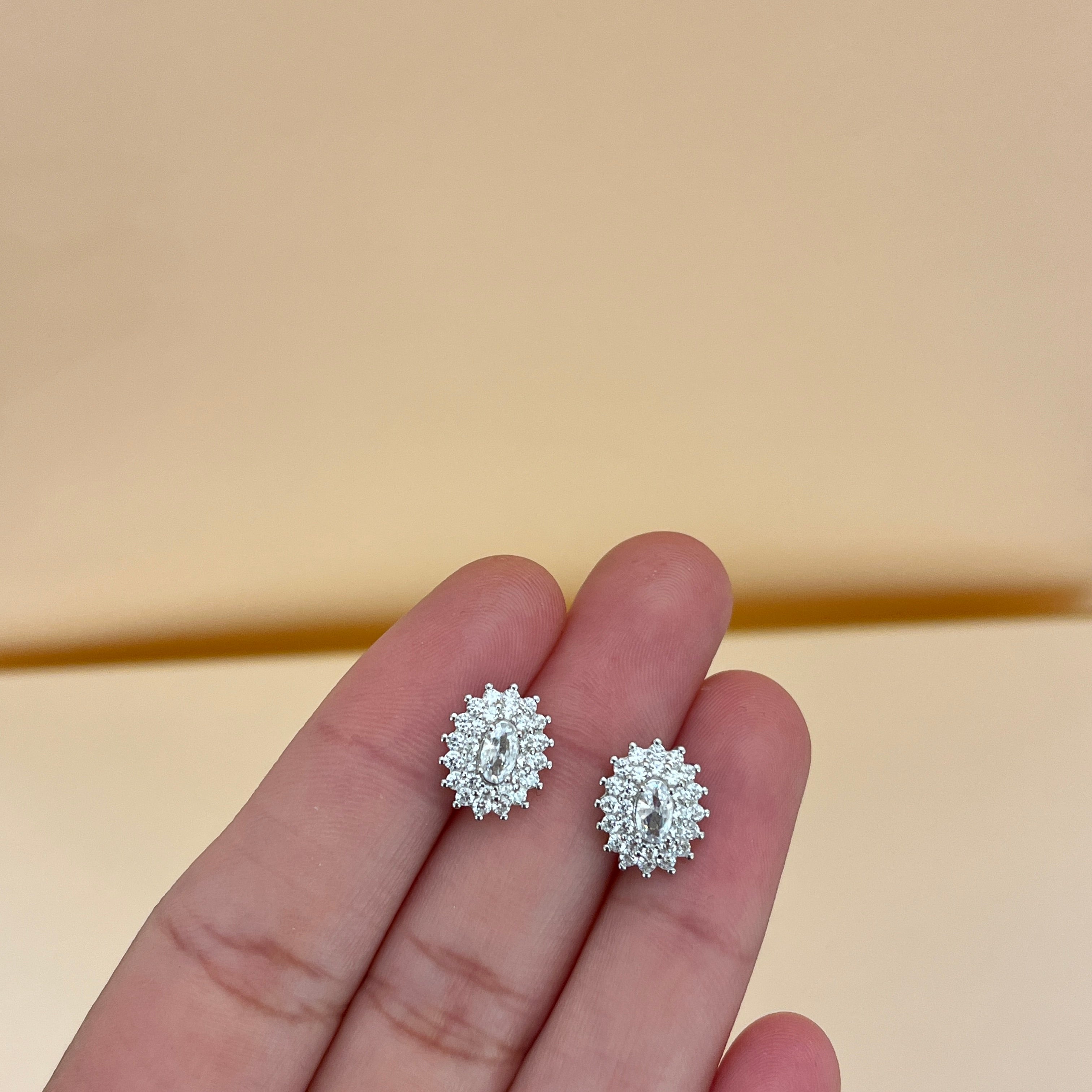 Silver zircone set