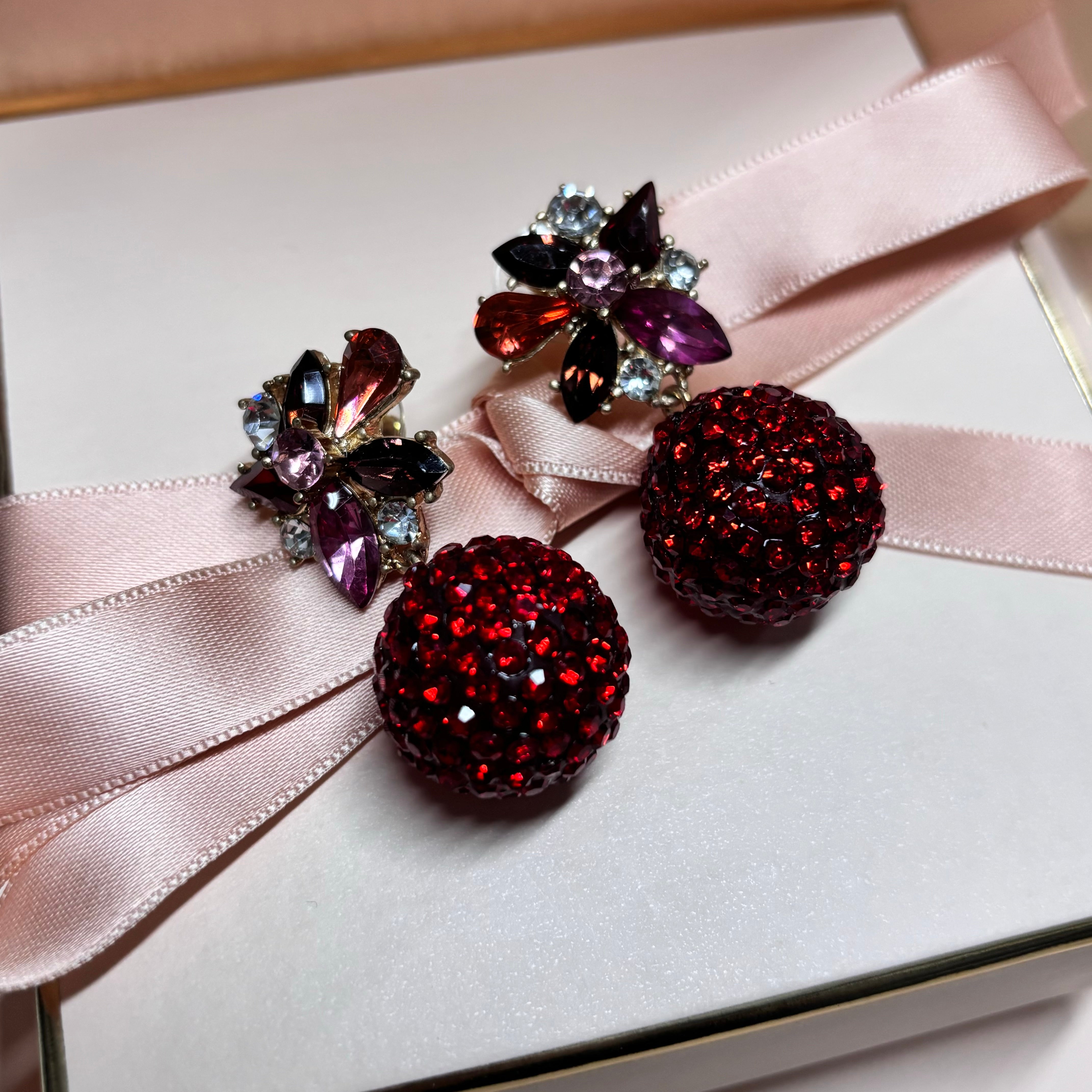 Elegant red earrings