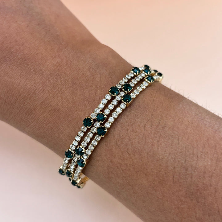 Elegant green bangle