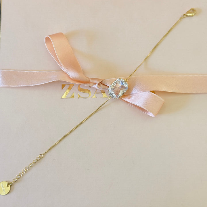 Zircone rectangular in the middle gold plated bracelet